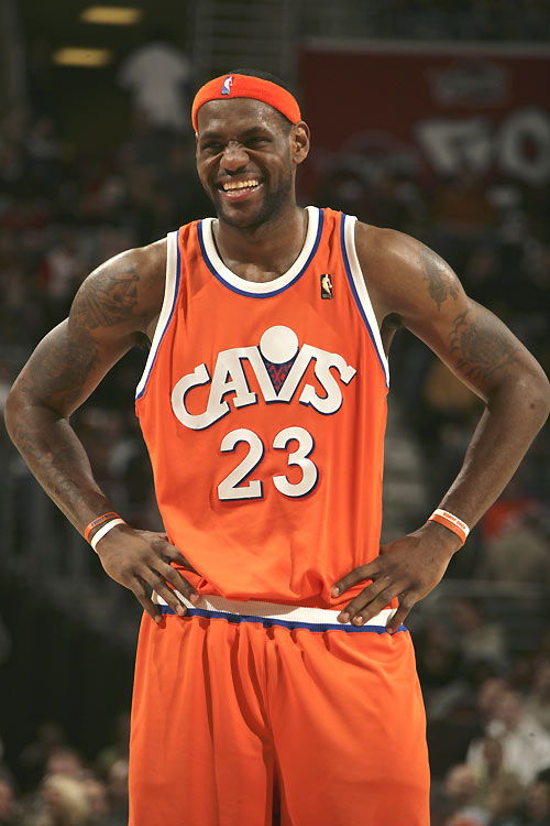 加图索：我要向球迷道歉；上半场很不错，下半场我们变得胆怯（加图索向球迷致歉：上半场表现不俗，下半场我们踢得畏手畏脚）