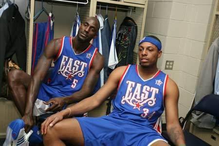 关键时刻连续拿分险追平！张镇麟全场20+8错失扳平三分（末节连得分险扳平，张镇麟砍20+8惜失扳平三分）