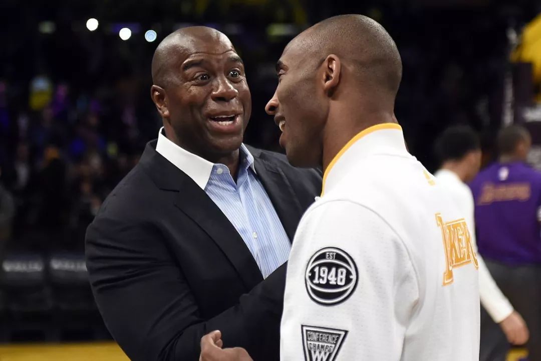 申军：二转前出现经济困难；球员从这走向豪门也是西海岸成功（申军：二转前资金吃紧；输送球员赴豪门亦是西海岸的成功）