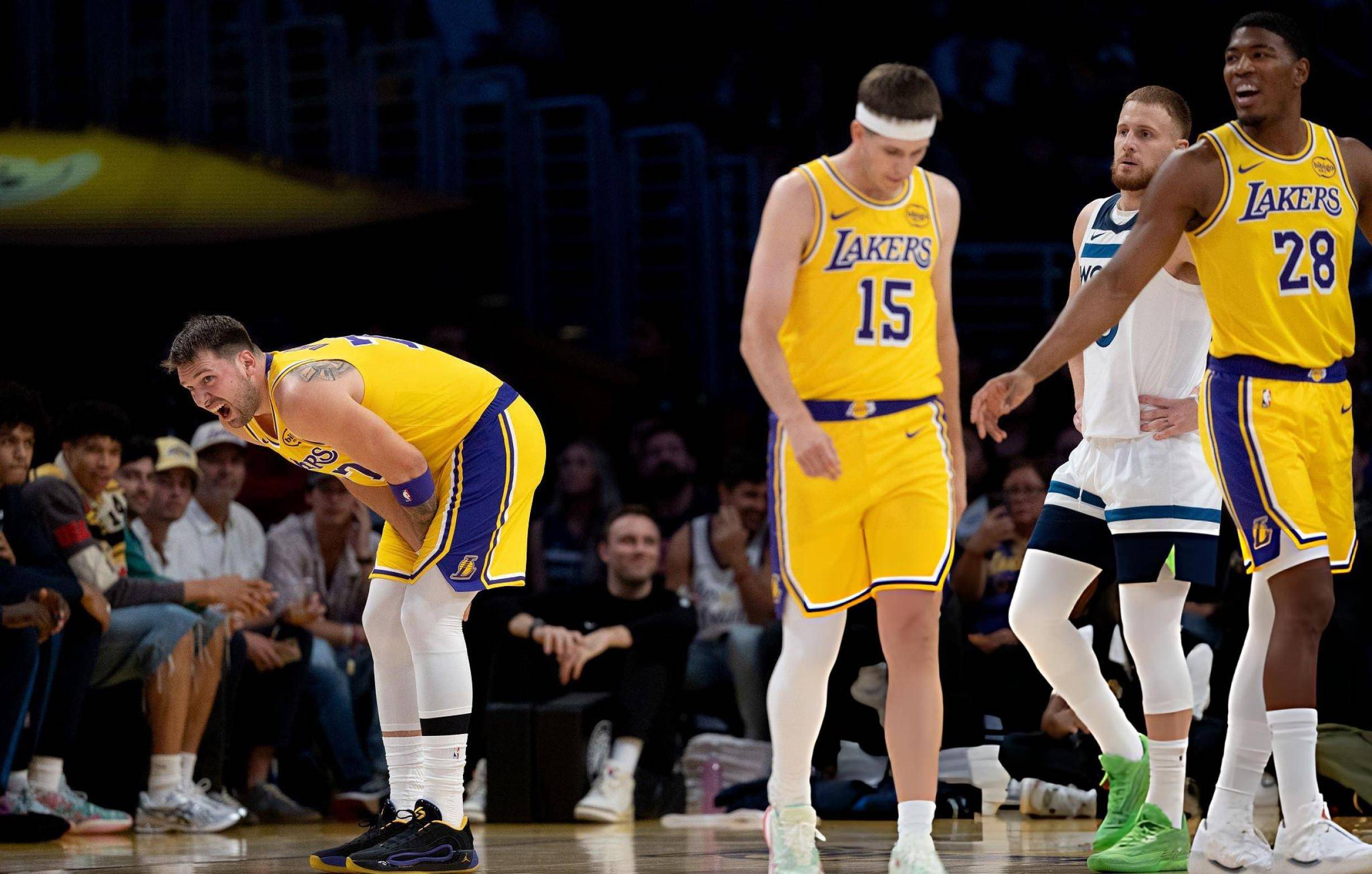 菲尔-琼斯：阿森纳可以充分利用拜仁在定位球防守上的弱点（菲尔-琼斯：阿森纳应抓住拜仁定位球防守漏洞）