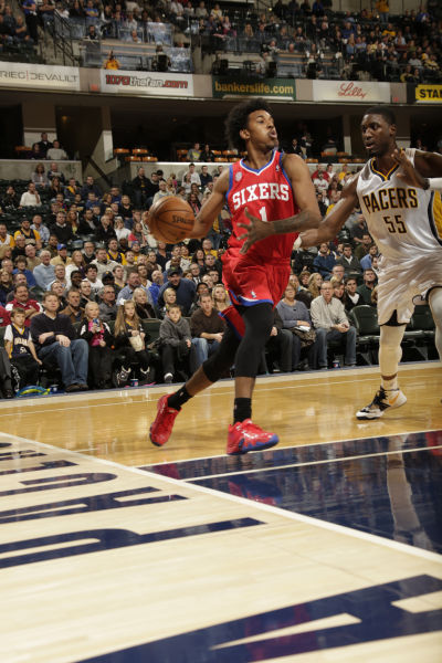 猛龙豪取8连胜，榜眼秀英格拉姆狂砍37分7篮板终迎爆发（猛龙喜迎八连胜，榜眼英格拉姆轰下37分7板强势爆发）